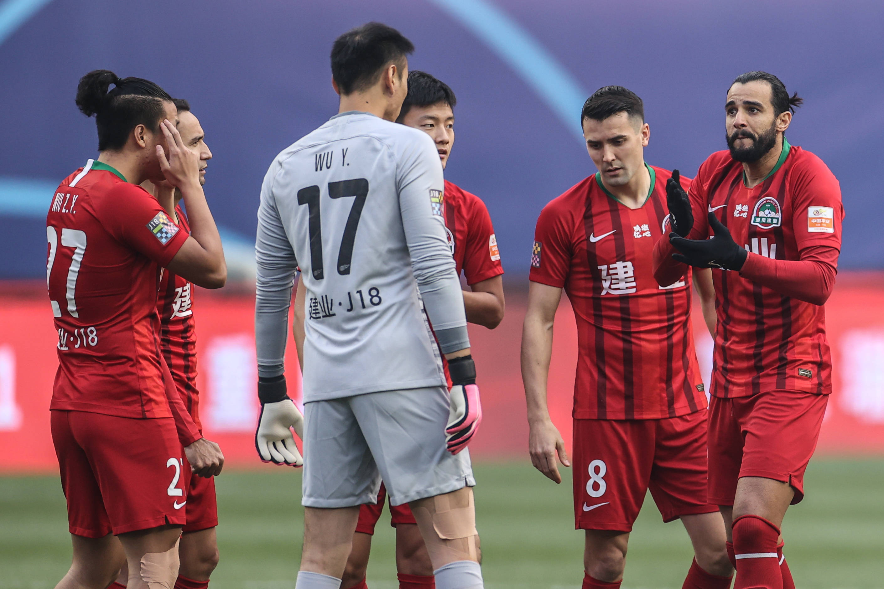 关于建业主场战平泰达,排名垫底的信息 关于建业主场战平泰达,排名垫底的信息