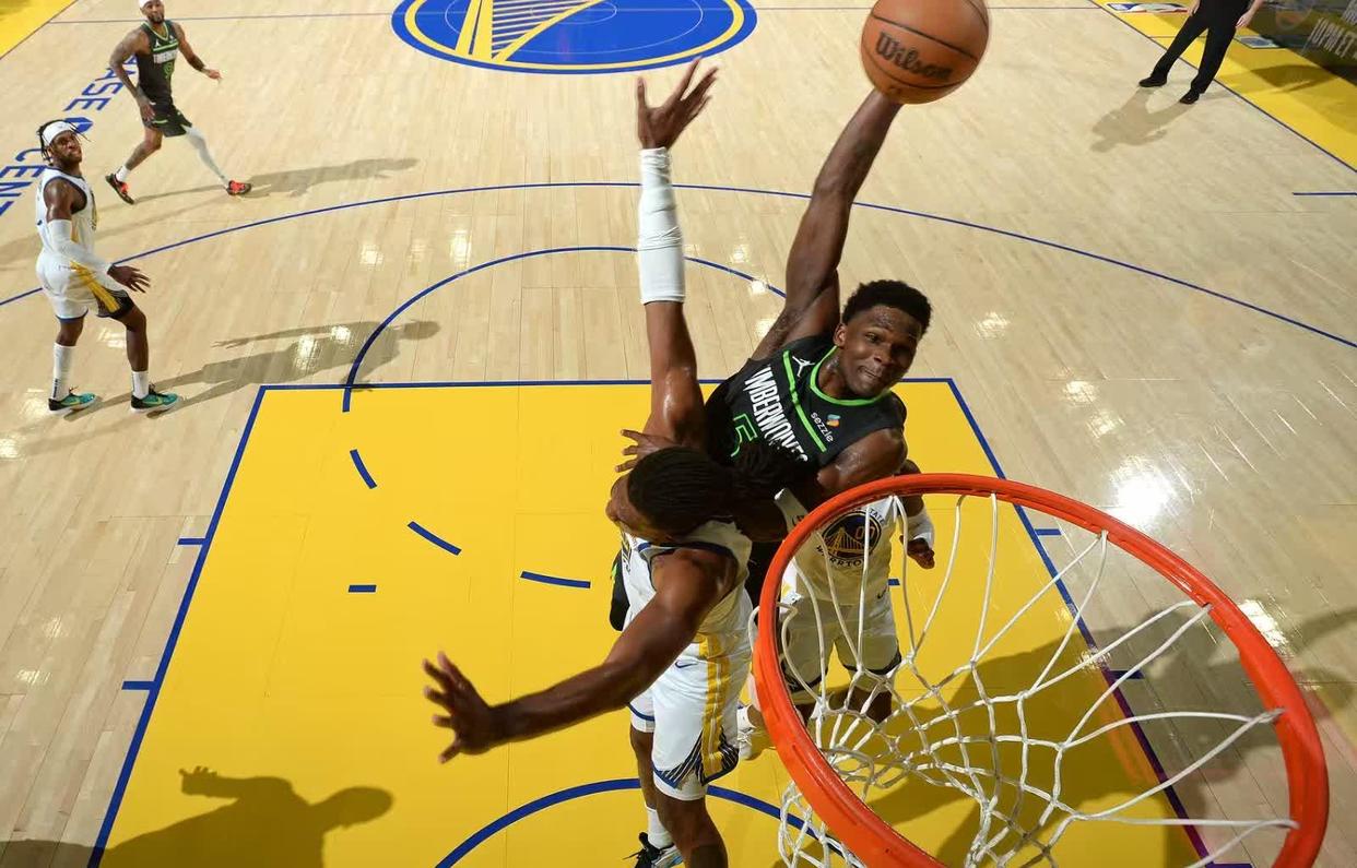 雷火电竞合作-关于步行者负于雄鹿，戈贝尔独得分难救主的信息