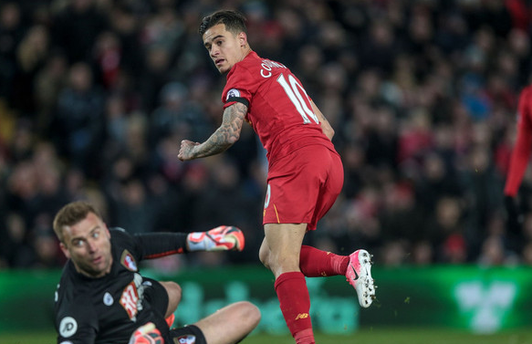 关于斯托克城力求突围,伯恩茅斯陷入泥潭的信息 关于斯托克城力求突围,伯恩茅斯陷入泥潭的信息