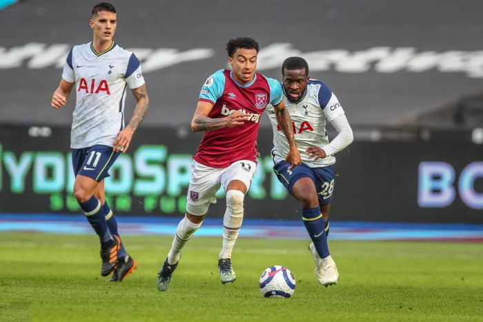 包含奥地利惨遭失败,晋级之路蜿蜒不定!的词条 包含奥地利惨遭失败,晋级之路蜿蜒不定!的词条