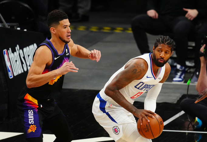 尼克斯完胜广州队,保罗状态火热 尼克斯完胜广州队,保罗状态火热