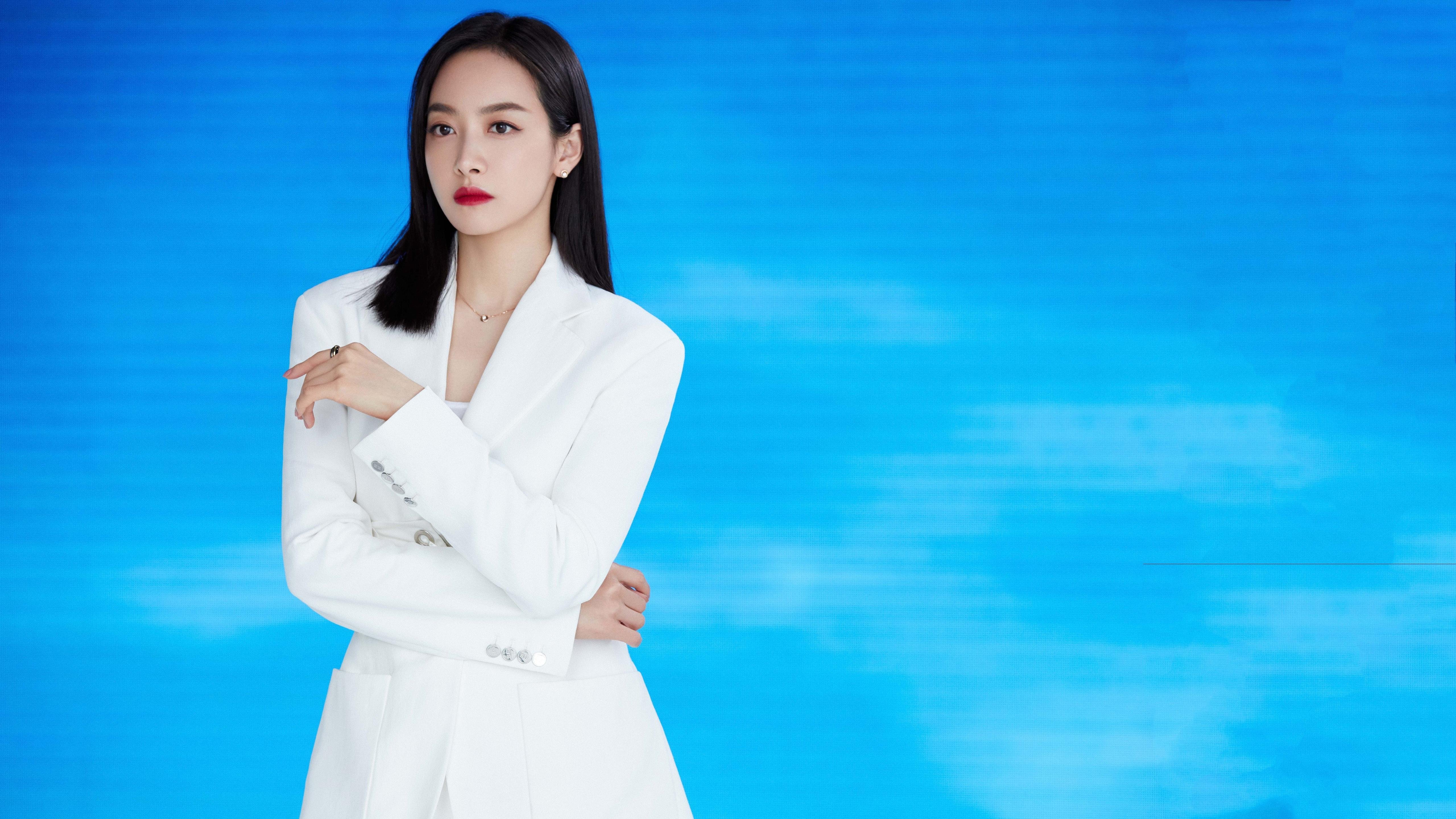 雷火电竞网址-火焰山烧穿迈阿密，拉梅洛·鲍尔如何成为这场跨界英雄？