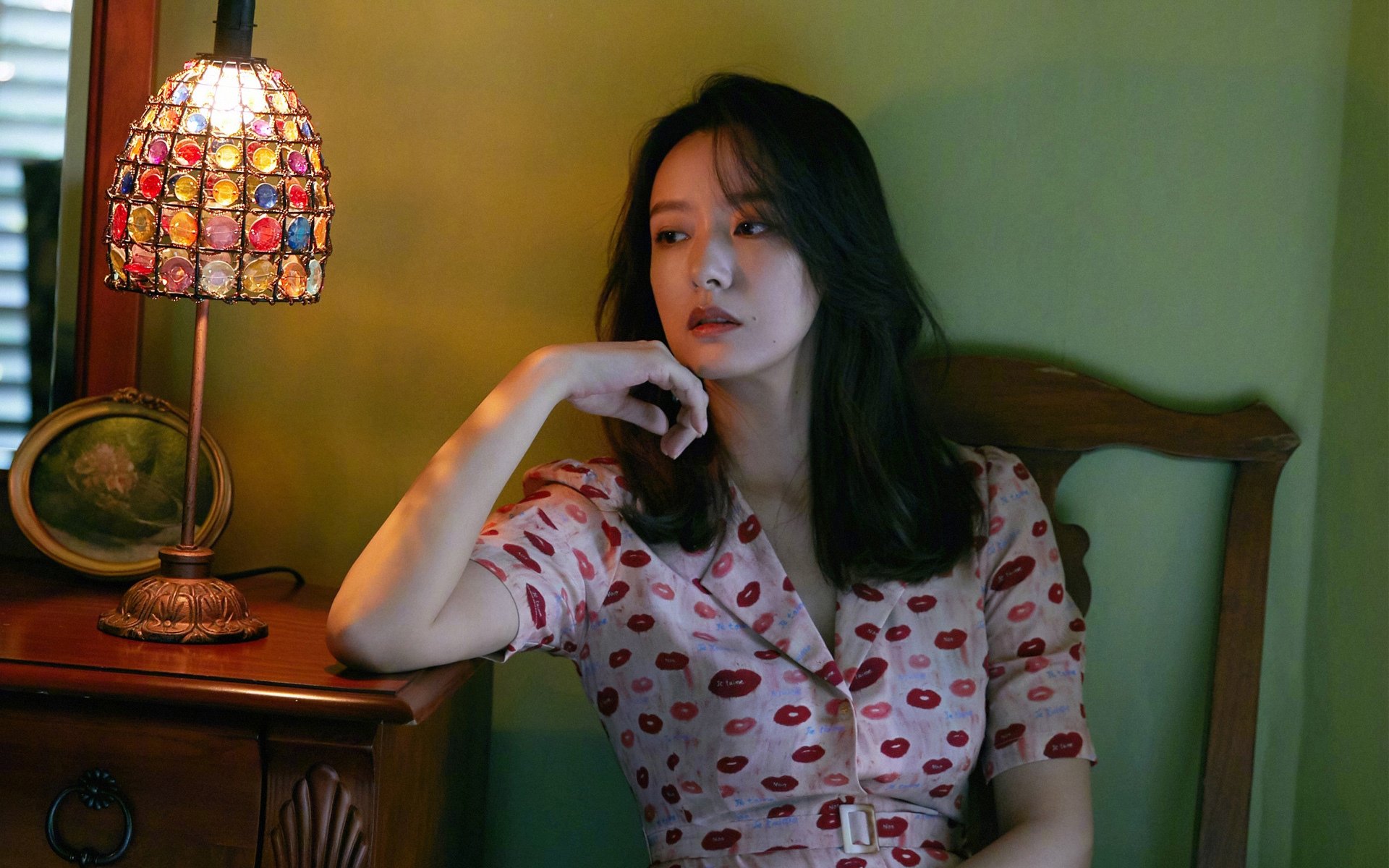 雷火电竞下载-我看到您给出的关键词莱奥压力下完成爆发和突尼斯稳稳拿下多特蒙德，这里有一个潜在的矛盾需要向您确认