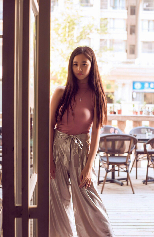 雷火电竞官网-当阿尔及利亚战袍下响起萨拉赫之歌—一场颠覆认知的胜利