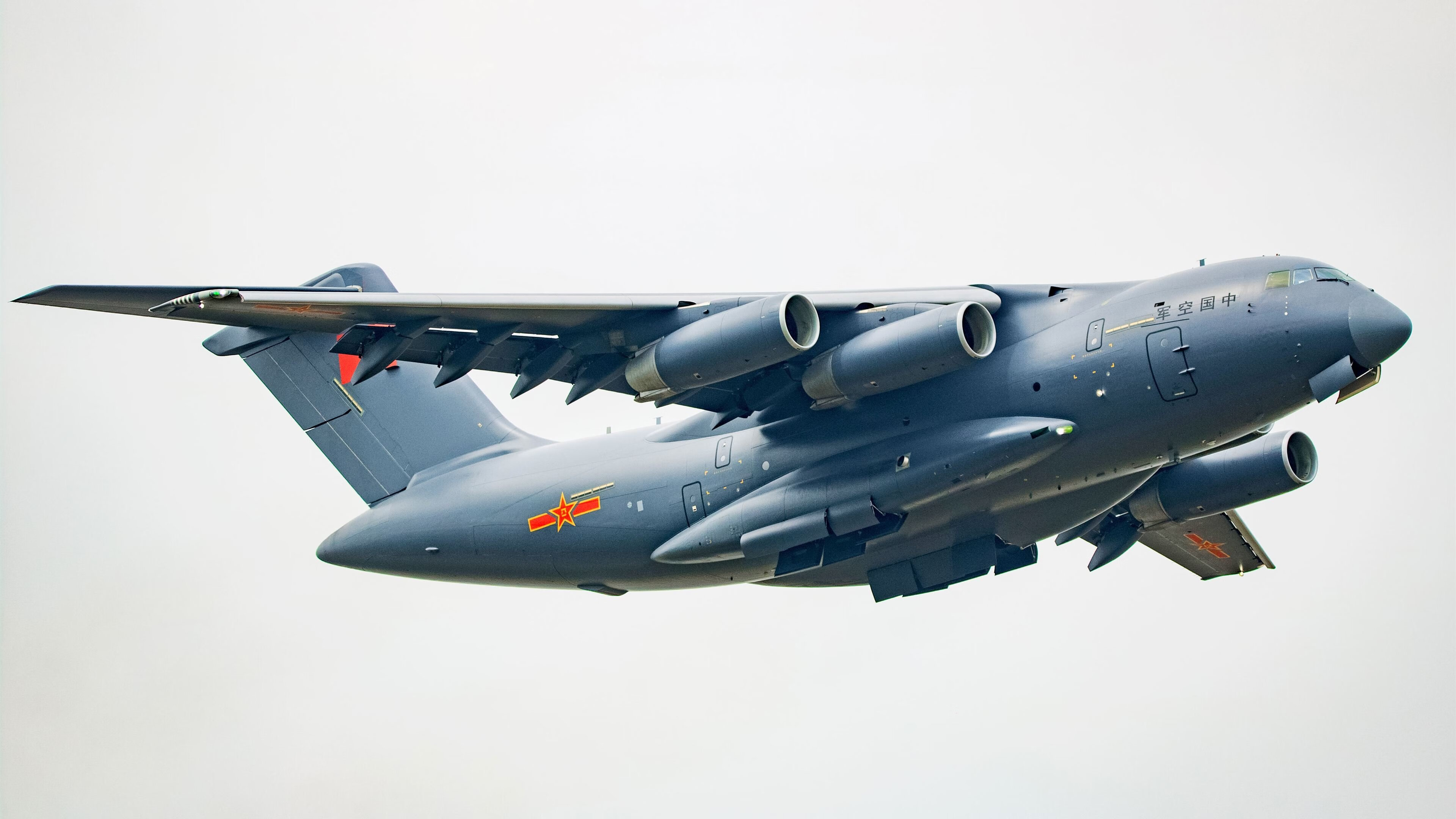 最弱与最强，牙买加的奇迹冷门与梅西的封神时刻，足球如何再次证明它的唯一性